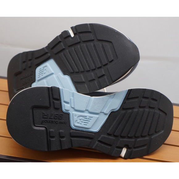 NWT J Crew x New Balance 997R Sneakers in Arctic Blue Size 6M Mens - Picture 11 of 14